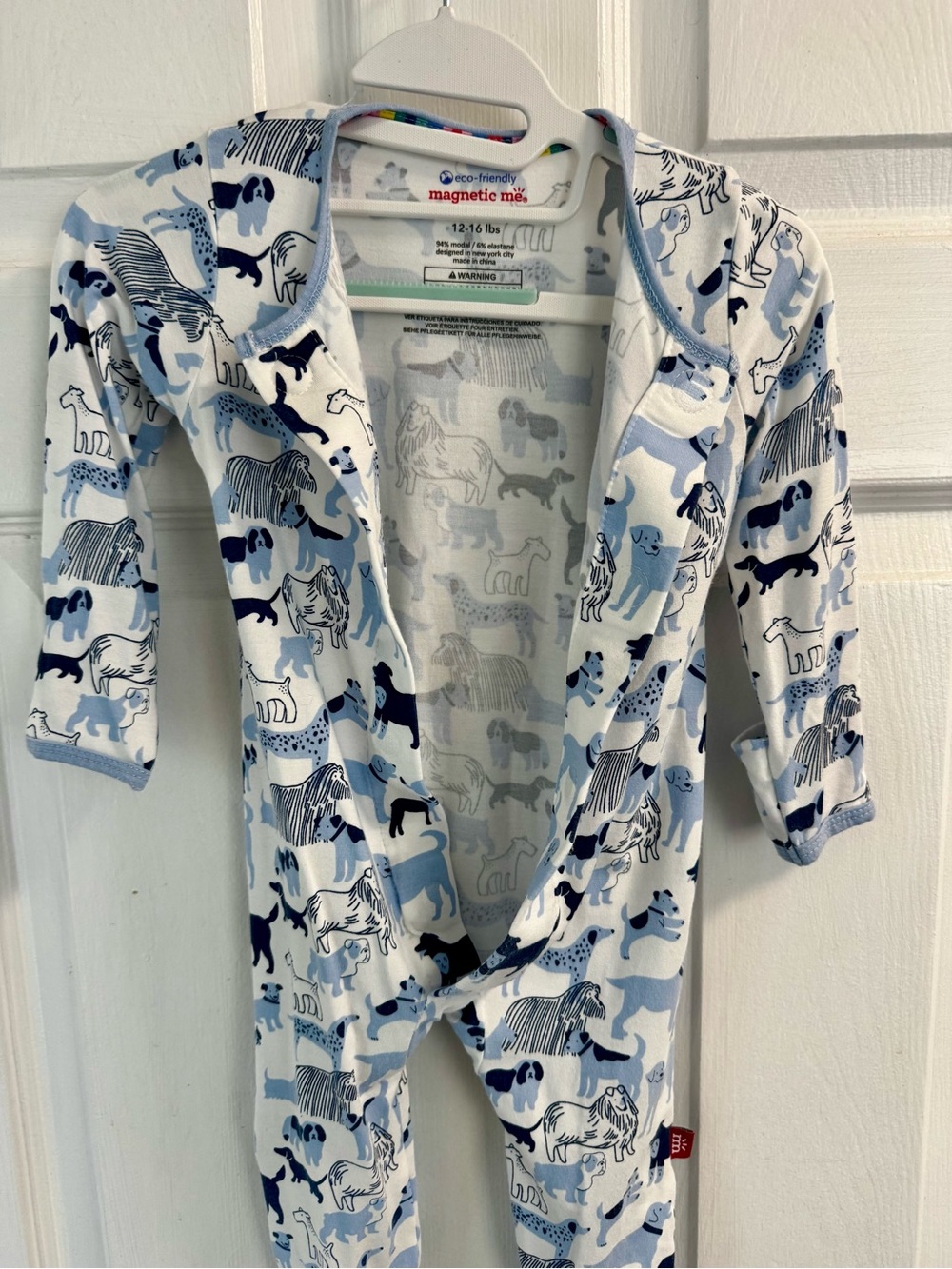 EUC Magnetic Me Footie, Blue and White dogs, 3-6 months - Picture 6 of 9